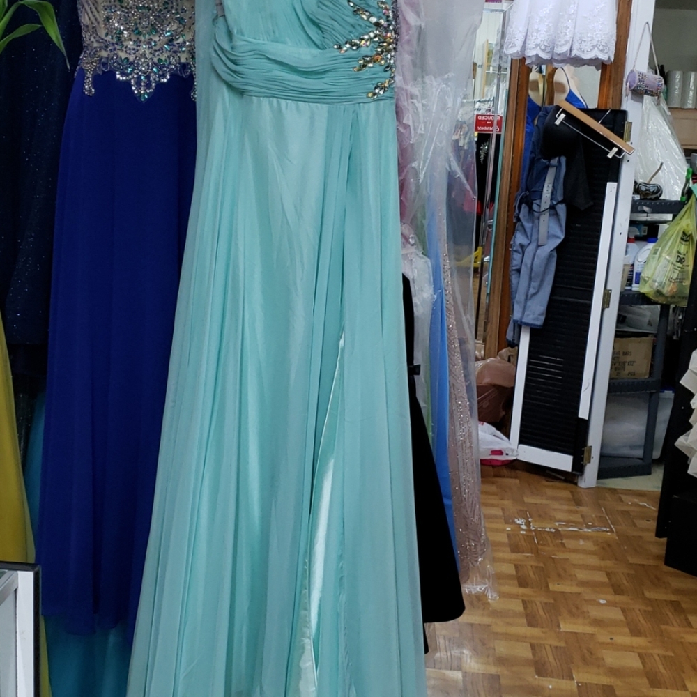 Mint Size12 One Shoulder With Open Back New Split - image 6